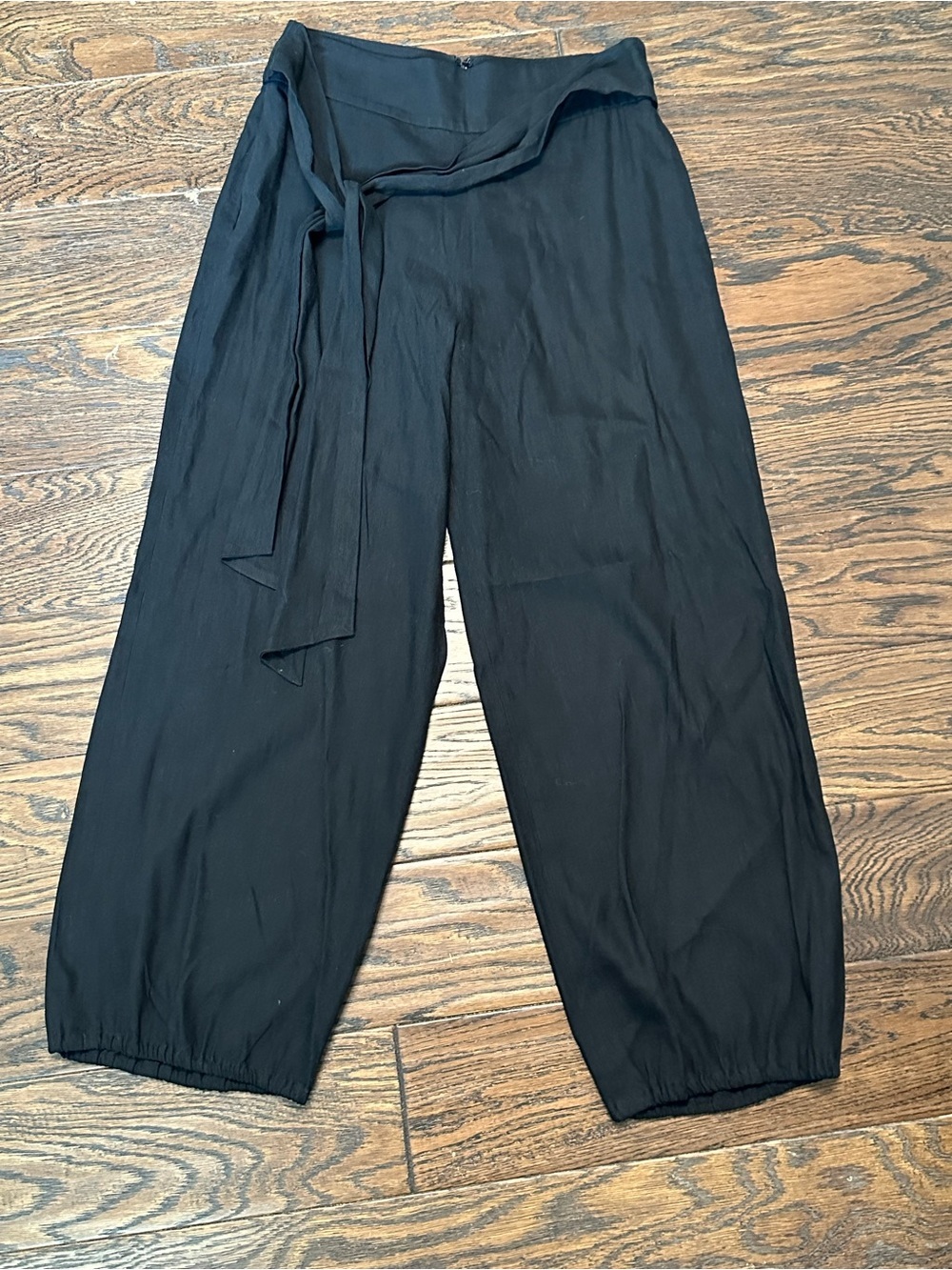 Alice + Olivia Black Wide-Leg Tie-Waist Pants